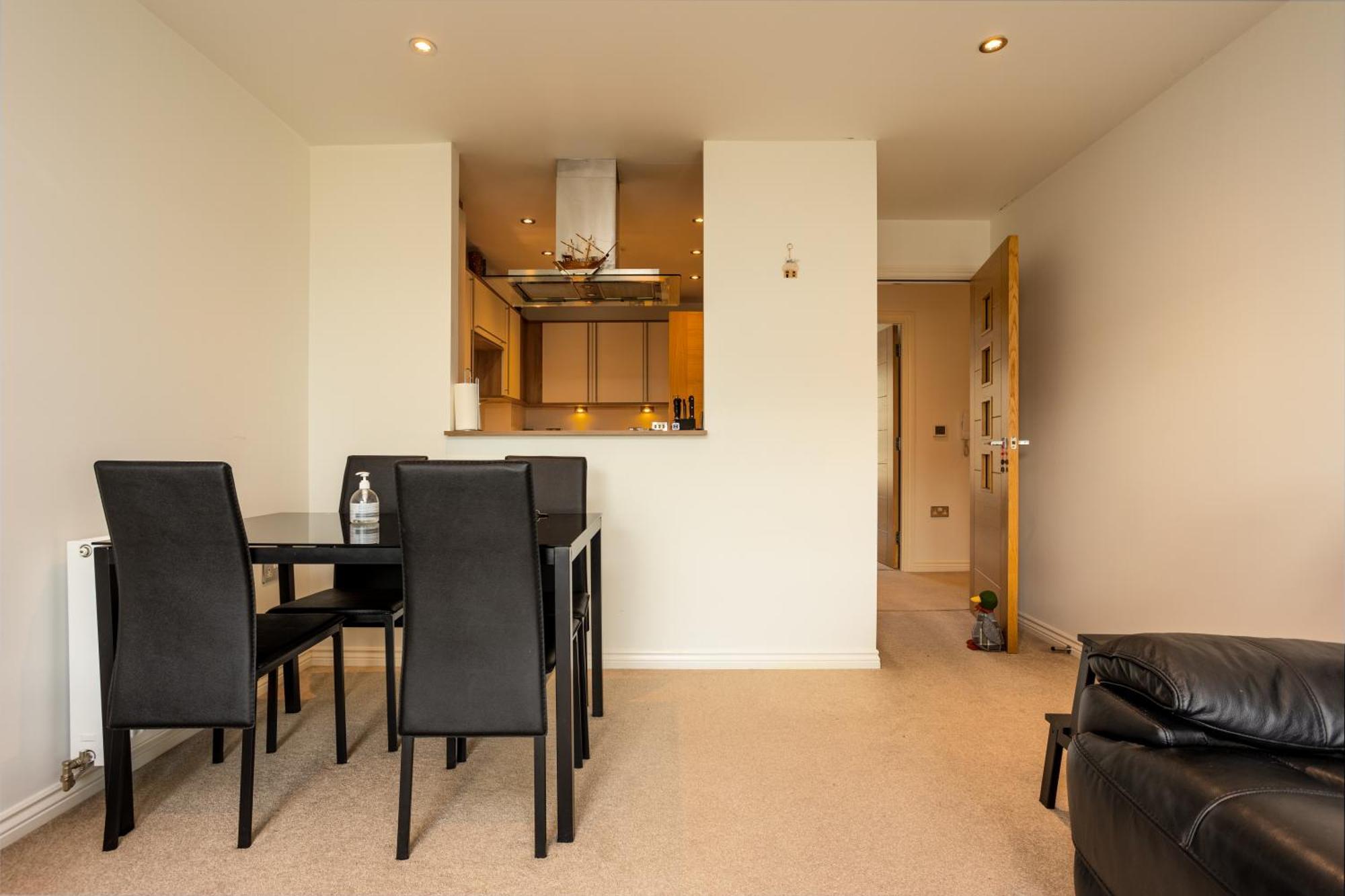 Comfy 2 Bedroom Apartment Near Edinburgh City Centre Bagian luar foto