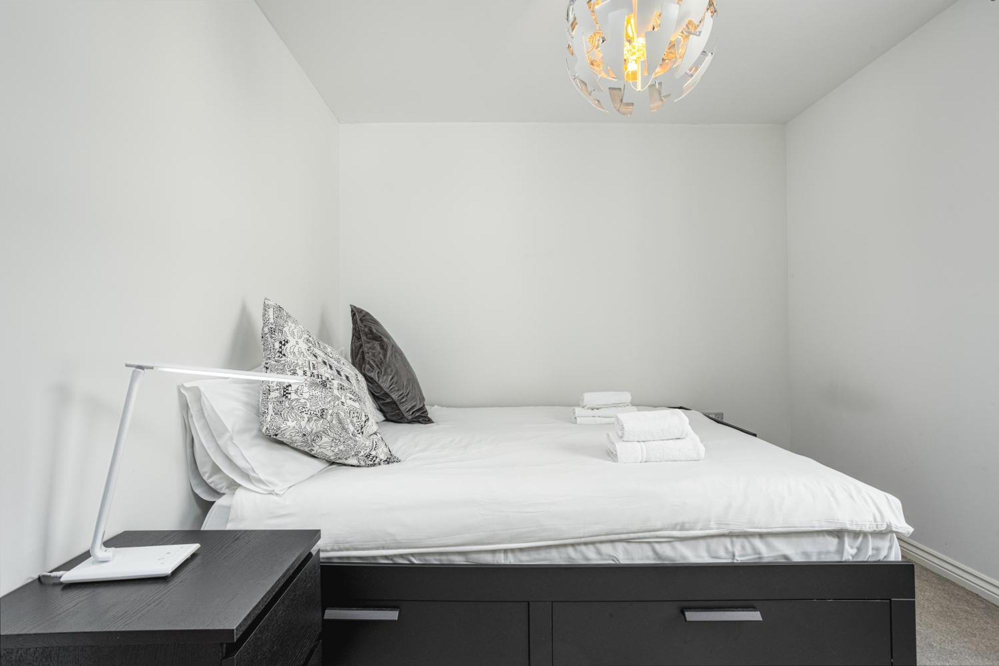 Comfy 2 Bedroom Apartment Near Edinburgh City Centre Bagian luar foto